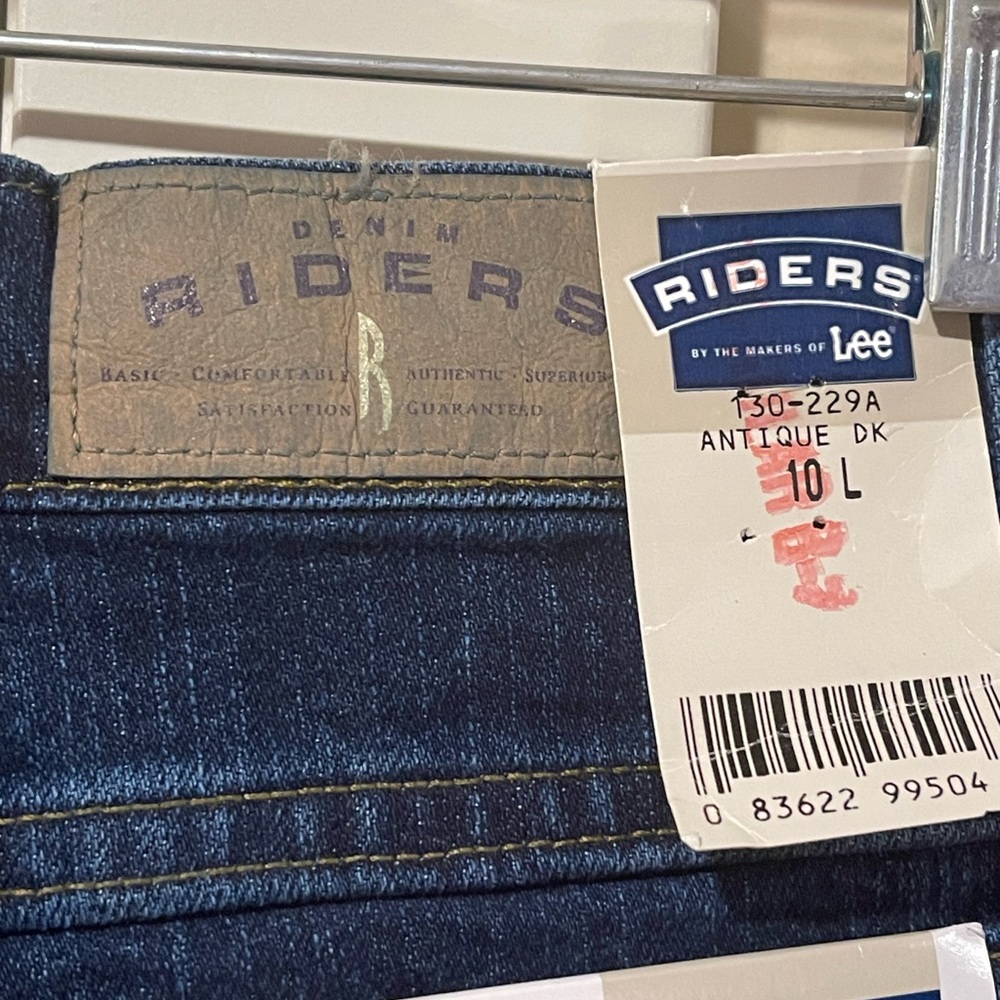 RIDERS by Lee 10 L NWT Misses Stretch Mid-Rise Straight Leg Eased Fit Seat/Thigh - Picture 9 of 12